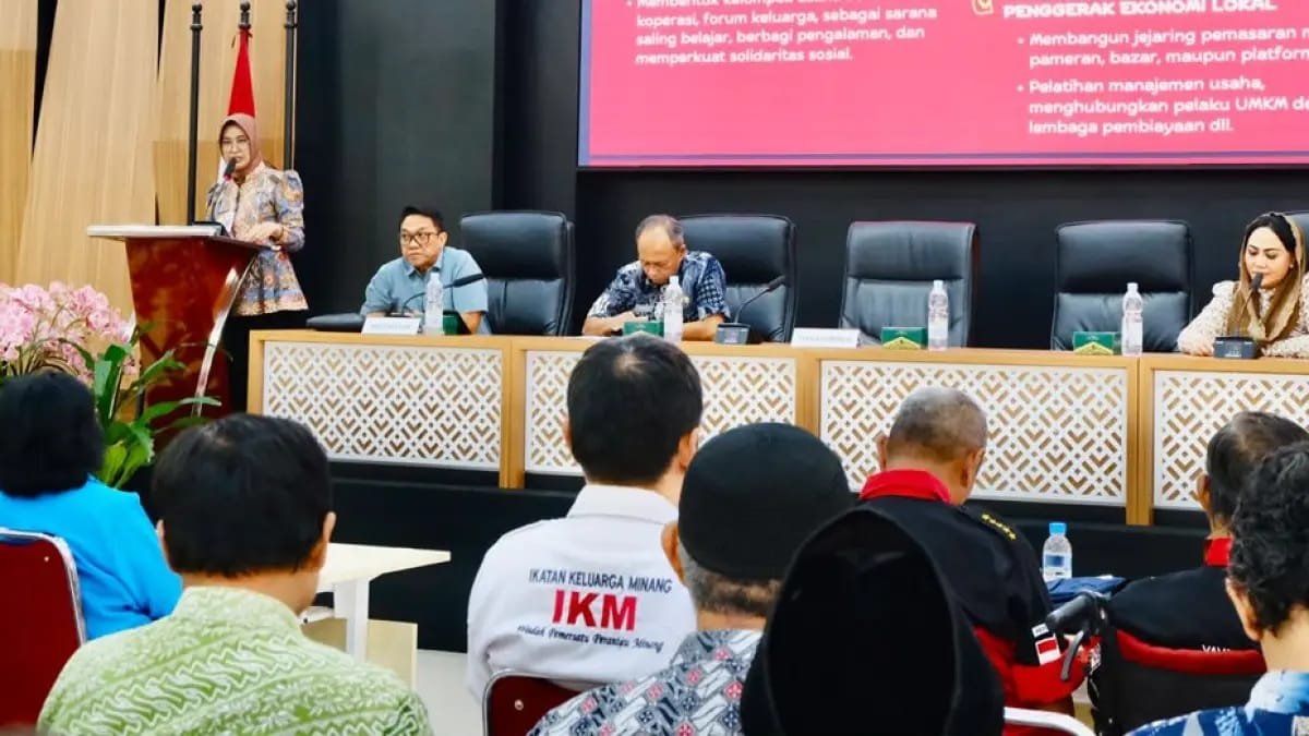 Sinergi Pemkot Solo dan Ormas: Diwa Foundation Kucurkan Dana Pribadi demi Bedah Rumah Warga